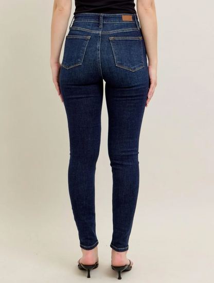 Handsanding Skinny Jeans